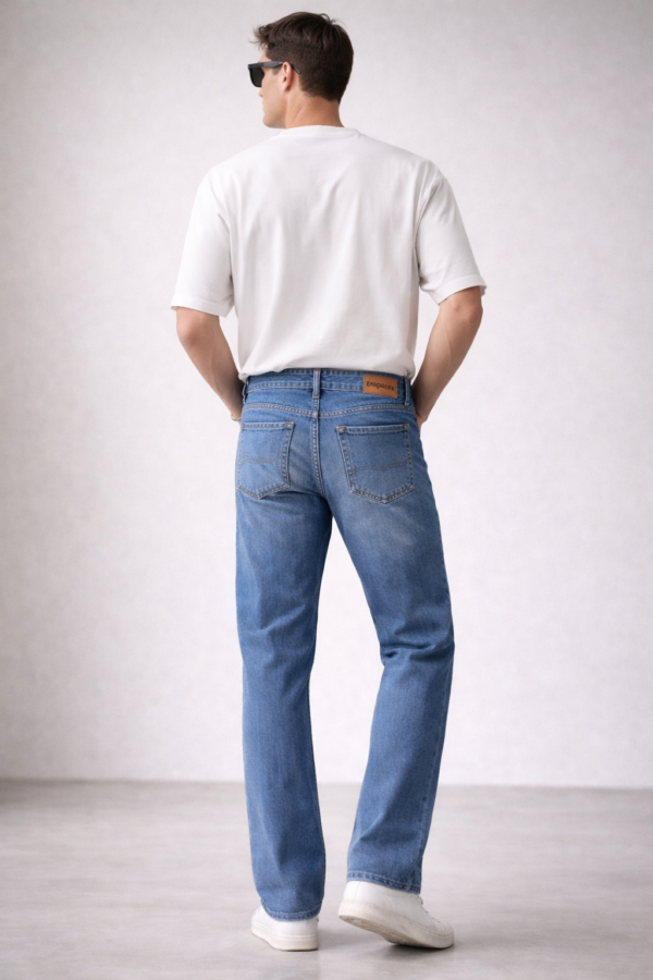 Urban Indigo – Straight Fit Denim